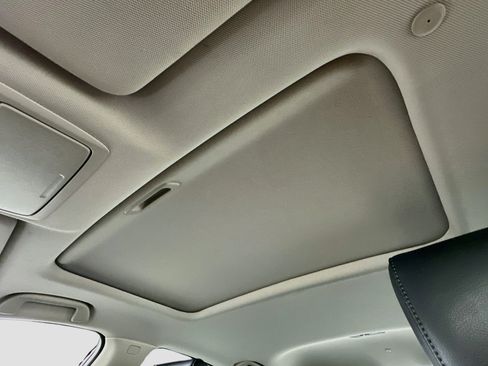 Used 2018 Honda Accord Touring image 26