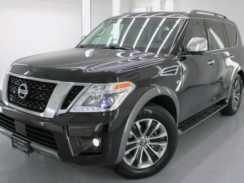 Used 2019 Nissan Armada SL w/ Premium Package image 2