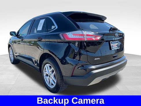 Used 2024 Ford Edge SEL w/ Convenience Package AWD/4WD image 3