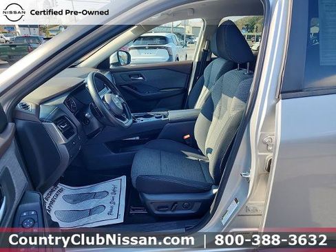 Certified 2022 Nissan Rogue SV AWD/4WD image 11
