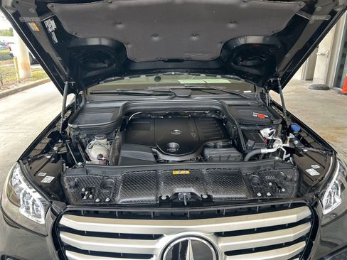 Used 2025 Mercedes-Benz GLS 450 GLS 450 image 11