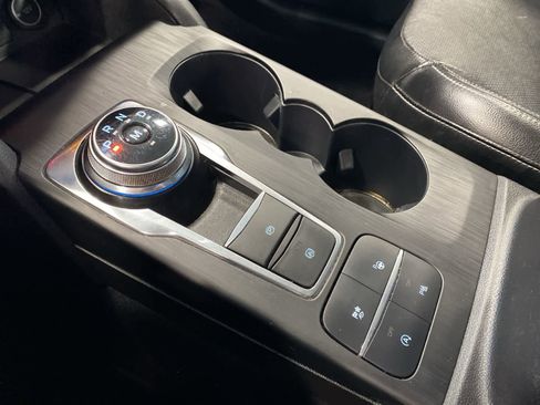 Used 2020 Ford Escape Titanium image 25