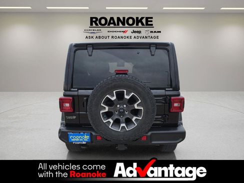 Used 2024 Jeep Wrangler Sahara w/ Safety Group image 9