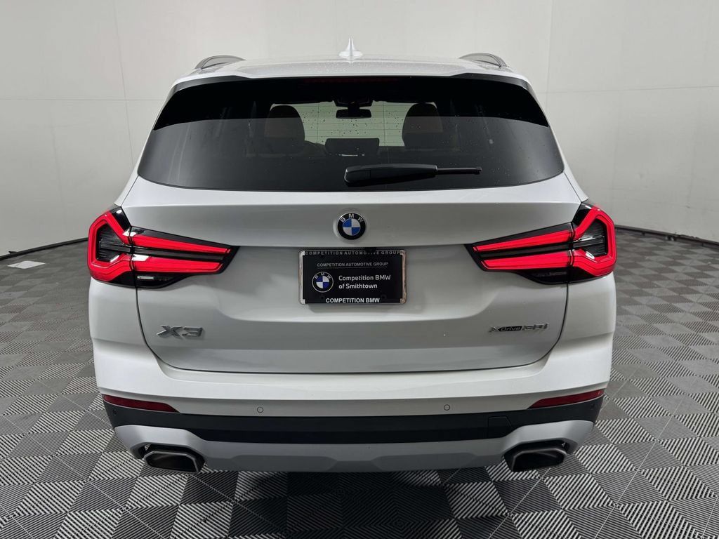 Used 2023 BMW X3 xDrive30i w/ Premium Package w/ZPA AWD/4WD image 9