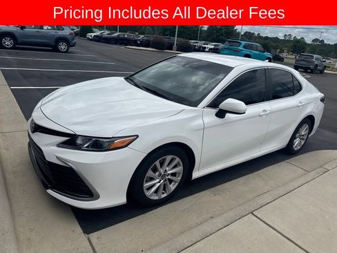 Used 2021 Toyota Camry LE FWD image 1