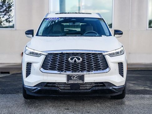 Certified 2025 INFINITI QX60 Luxe image 2