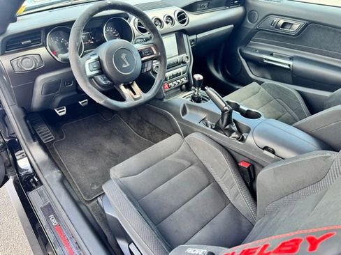 Used 2018 Ford Mustang Shelby GT350 w/ Electronics Package RWD image 46