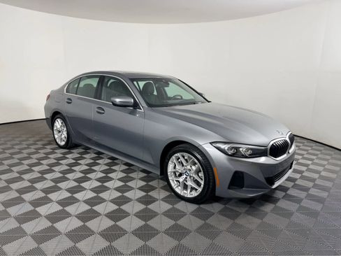 Certified 2025 BMW 330i xDrive Sedan w/ Convenience Package image 2
