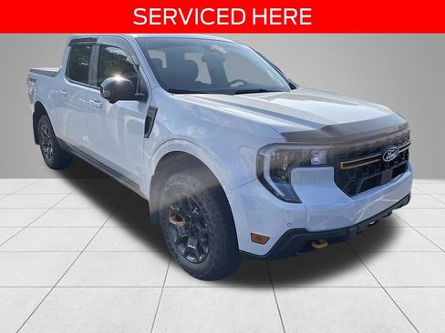 Used 2025 Ford Maverick Tremor AWD/4WD image 3