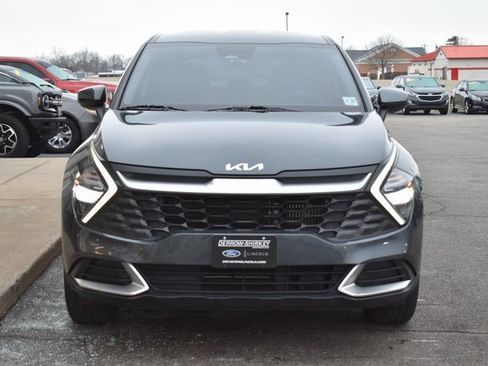 Used 2023 Kia Sportage LX image 8