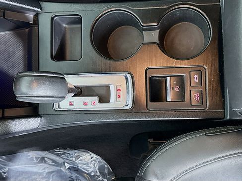 Used 2016 Subaru Outback 3.6R Limited image 20