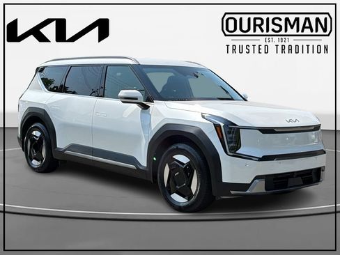 Used 2024 Kia EV9 Wind AWD/4WD image 1