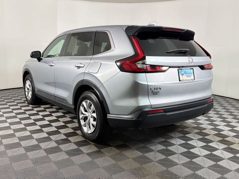 Used 2025 Honda CR-V LX image 3