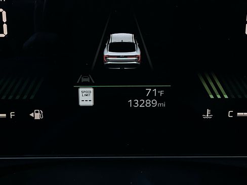 Used 2025 Kia K4 LXS image 39