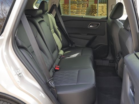 New 2026 Nissan Rogue Platinum w/ Platinum Premium Package AWD/4WD image 26