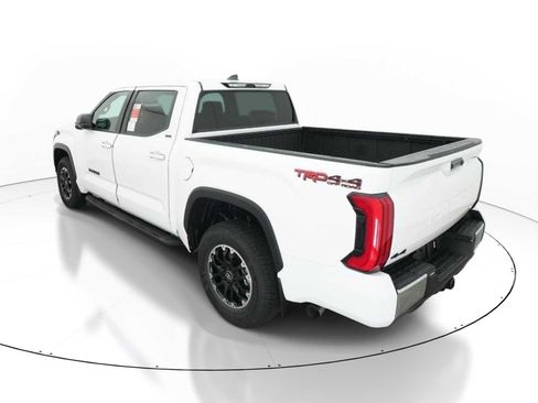 Used 2026 Toyota Tundra SR5 AWD/4WD image 5