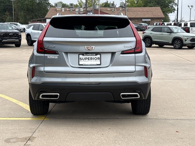 Used 2024 Cadillac XT4 Premium Luxury FWD image 4