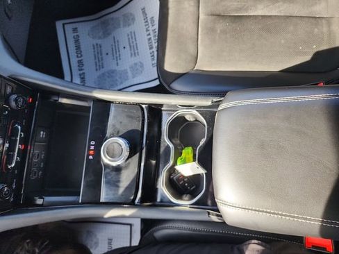 Used 2023 Jeep Grand Cherokee L Laredo image 29