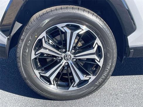 Used 2024 Toyota RAV4 XSE w/ Premium Package image 7