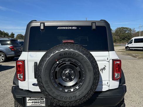 New 2025 Ford Bronco Big Bend w/ Black Diamond Package image 4