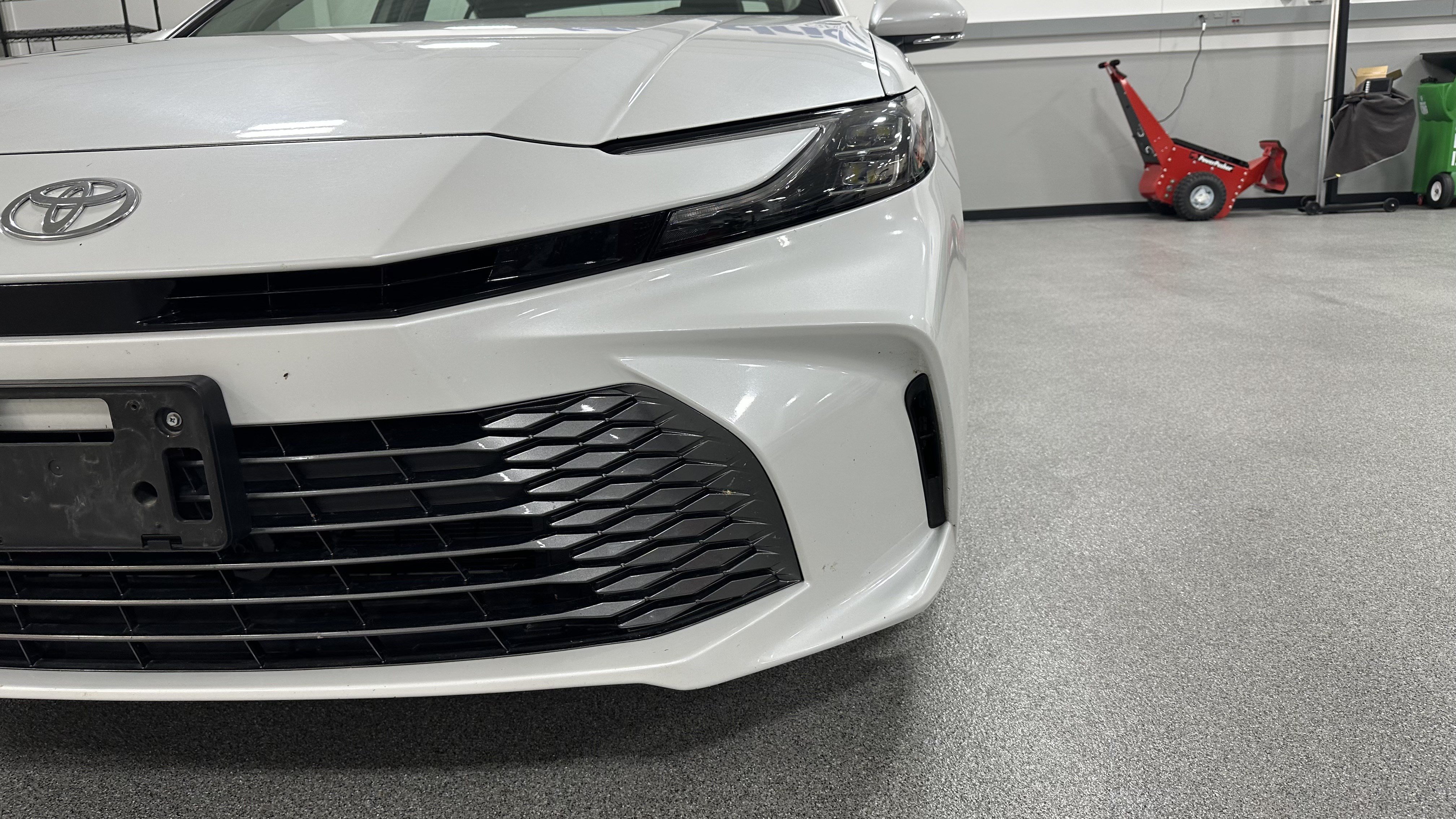 Used 2026 Toyota Camry XLE FWD image 6