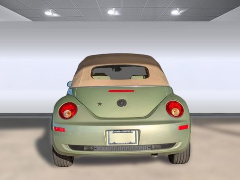 Used 2008 Volkswagen Beetle SE image 9
