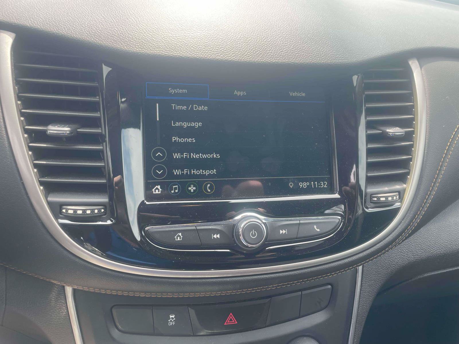 Used 2019 Chevrolet Trax LS w/ Tint and Cruise Package FWD image 16