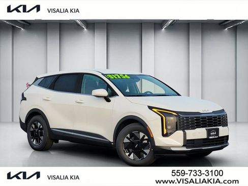 New 2026 Kia Sportage LX image 1