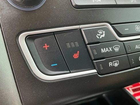 Used 2019 Ford Fusion SEL image 31