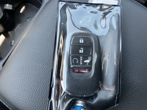 Used 2026 Honda CR-V EX-L image 38