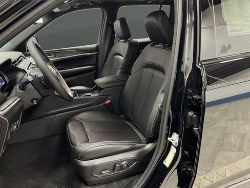 New 2026 Jeep Grand Cherokee Limited image 4