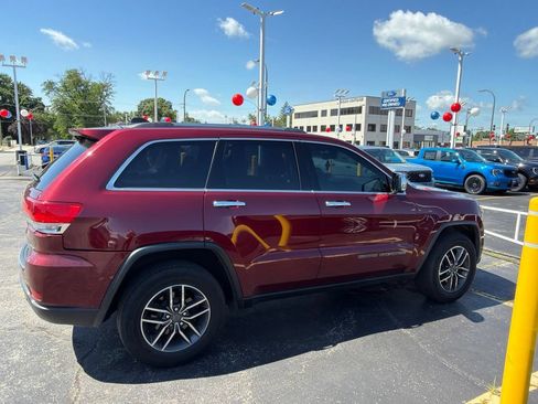 Used 2019 Jeep Grand Cherokee Limited AWD/4WD image 6