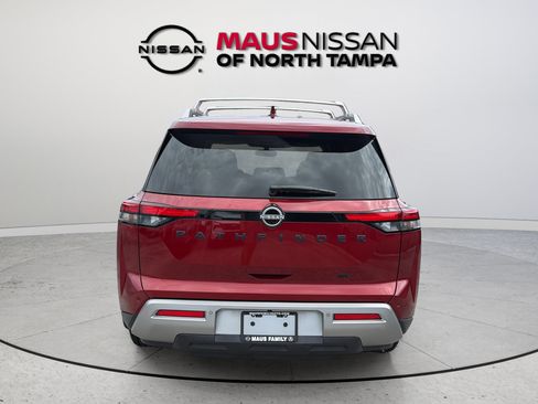 Certified 2022 Nissan Pathfinder SL w/ SL Black Package FWD image 9