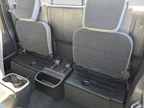 Used 2017 Toyota Tacoma SR image 17