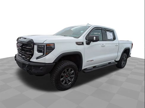 Used 2024 GMC Sierra 1500 AT4X image 8