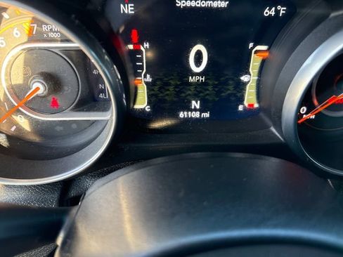 Used 2018 Jeep Wrangler Unlimited Sahara image 21