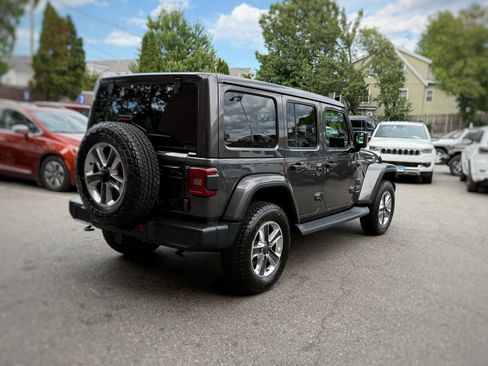 Used 2020 Jeep Wrangler Unlimited Sahara AWD/4WD image 8