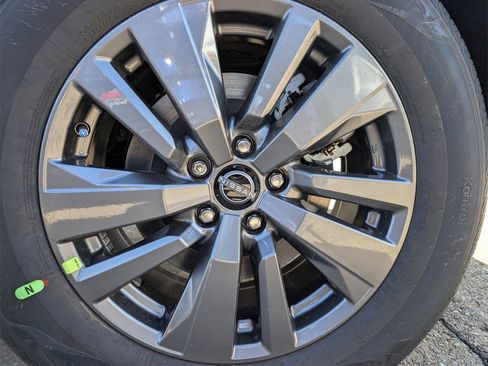 New 2026 Nissan Pathfinder S image 6