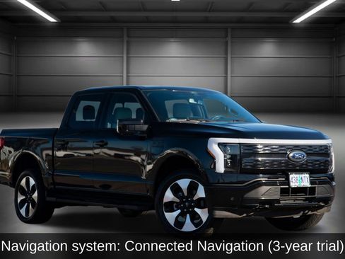 Used 2022 Ford F150 Lightning Platinum image 3