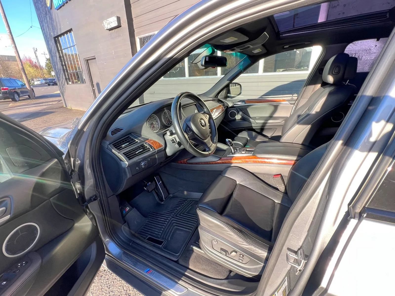 Used 2010 BMW X5 M AWD/4WD image 12