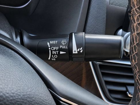 Used 2019 Honda Accord EX-L image 23