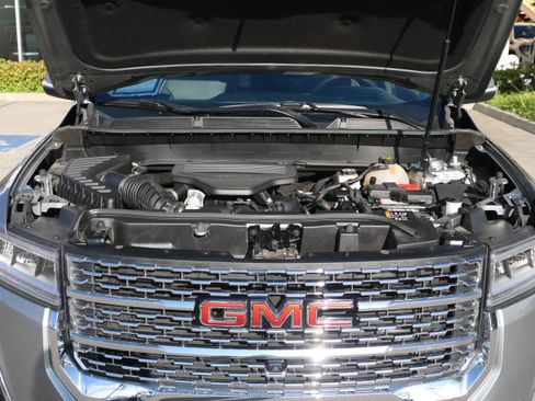 Used 2023 GMC Acadia Denali w/ Denali Technology Package AWD/4WD image 30
