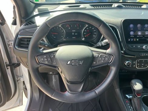 Used 2024 Chevrolet Equinox RS FWD image 16