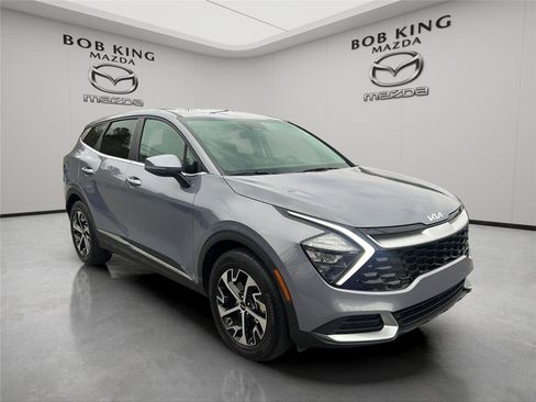 Used 2023 Kia Sportage EX image 7