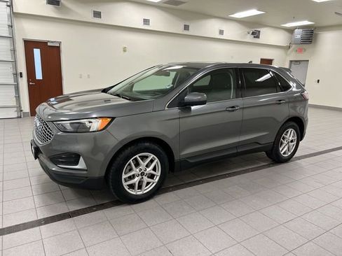 Certified 2024 Ford Edge SEL AWD/4WD image 4