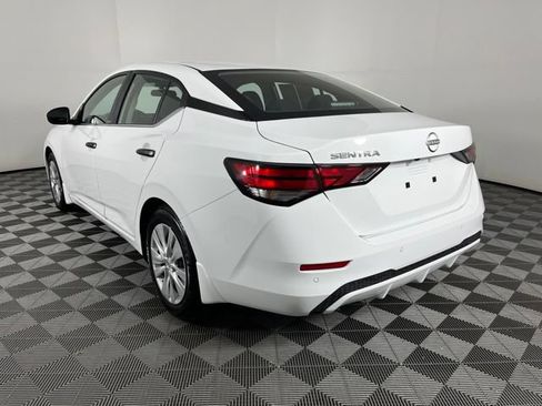 Certified 2025 Nissan Sentra S FWD image 8