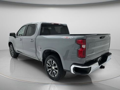 Used 2024 Chevrolet Silverado 1500 LT AWD/4WD image 7