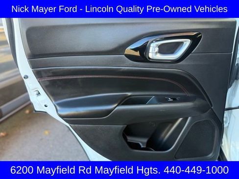 Used 2023 Jeep Compass Trailhawk image 11