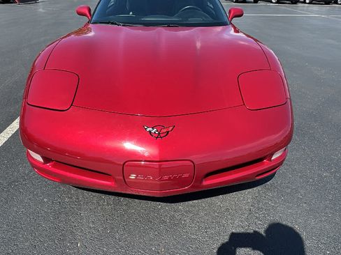 Used 2001 Chevrolet Corvette Convertible w/ Preferred Equipment Group2 RWD image 28