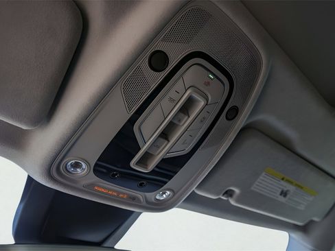 Used 2024 Audi Q8 Prestige image 24